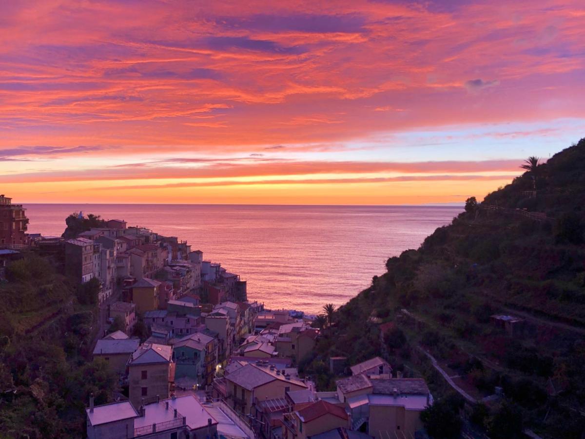 L' Attico Giallo Oro Di Giulia Manarola Exterior photo